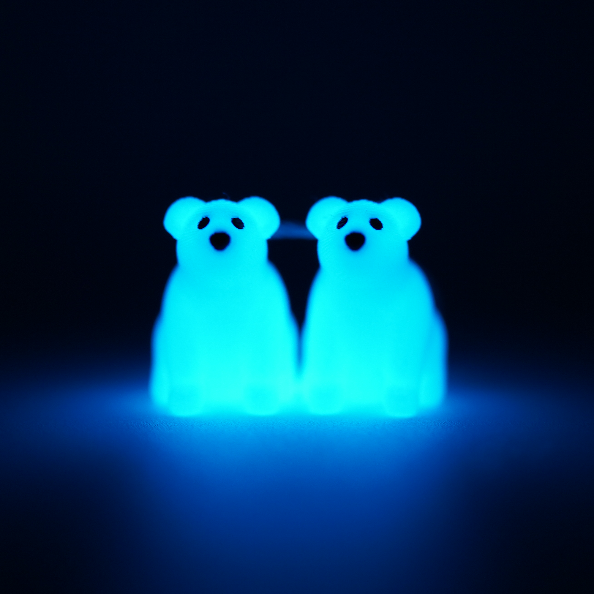 Glow Polar Bear Cap Clip 2-pack