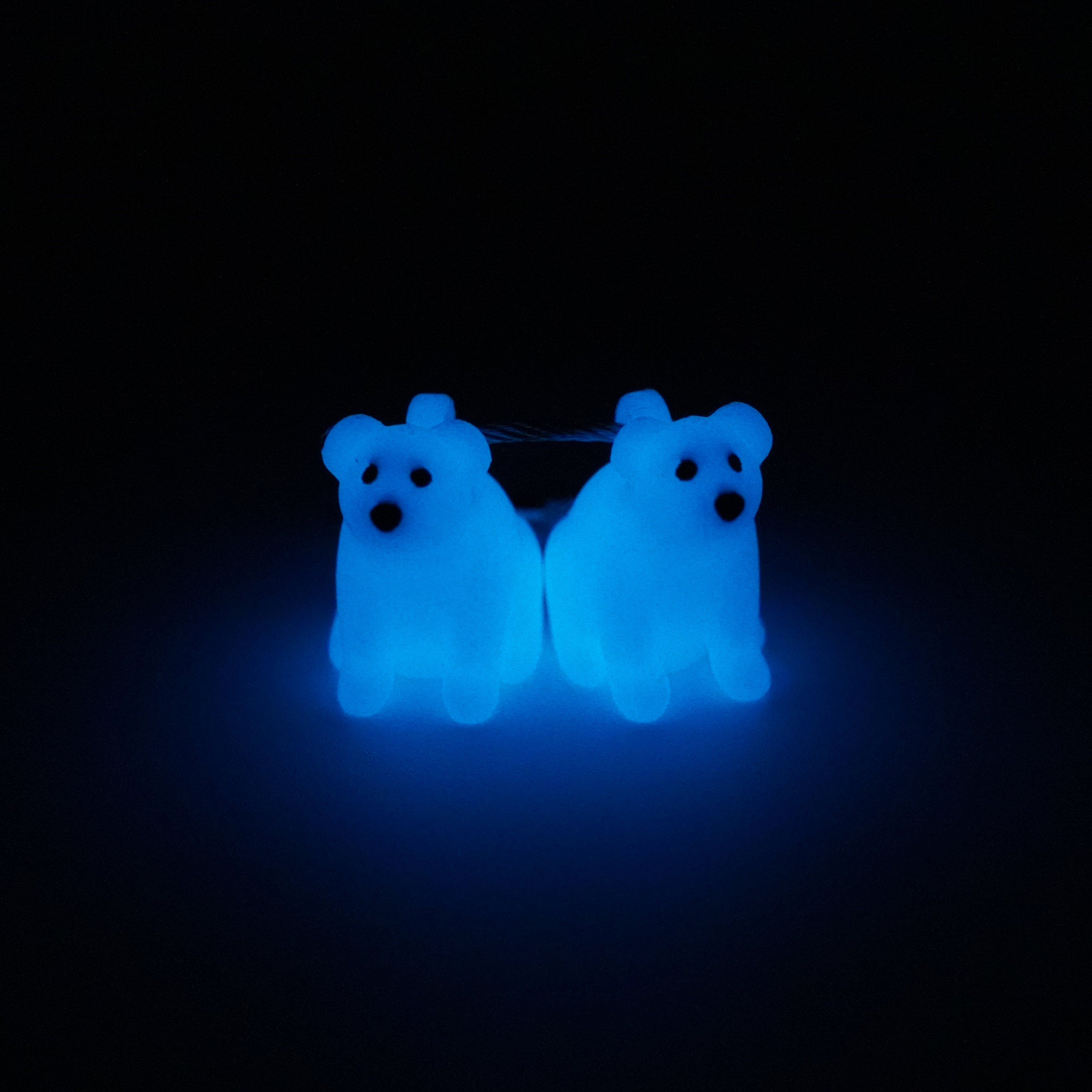 Glow Polar Bear Cap Clip 2-pack
