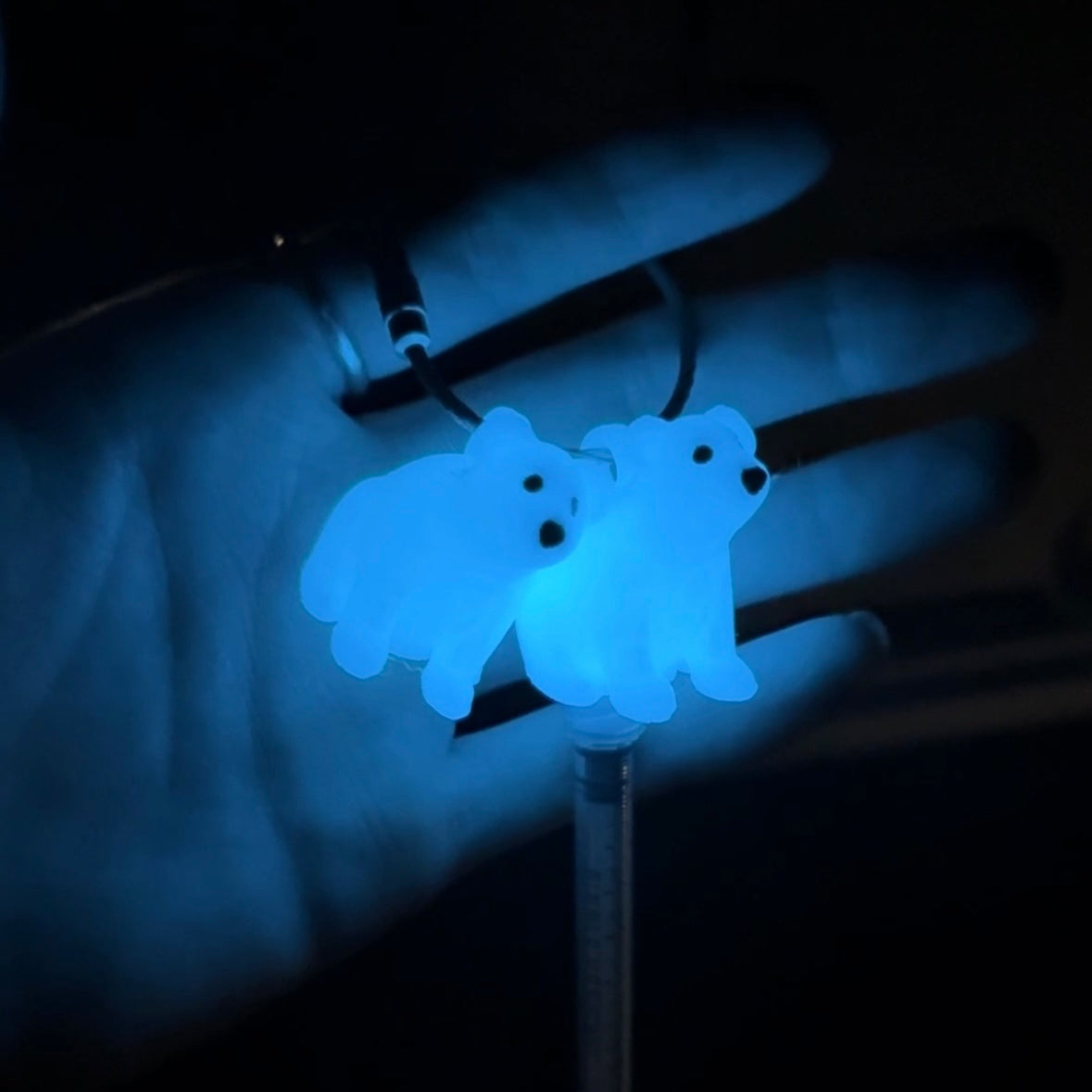 Glow Polar Bear Cap Clip 2-pack