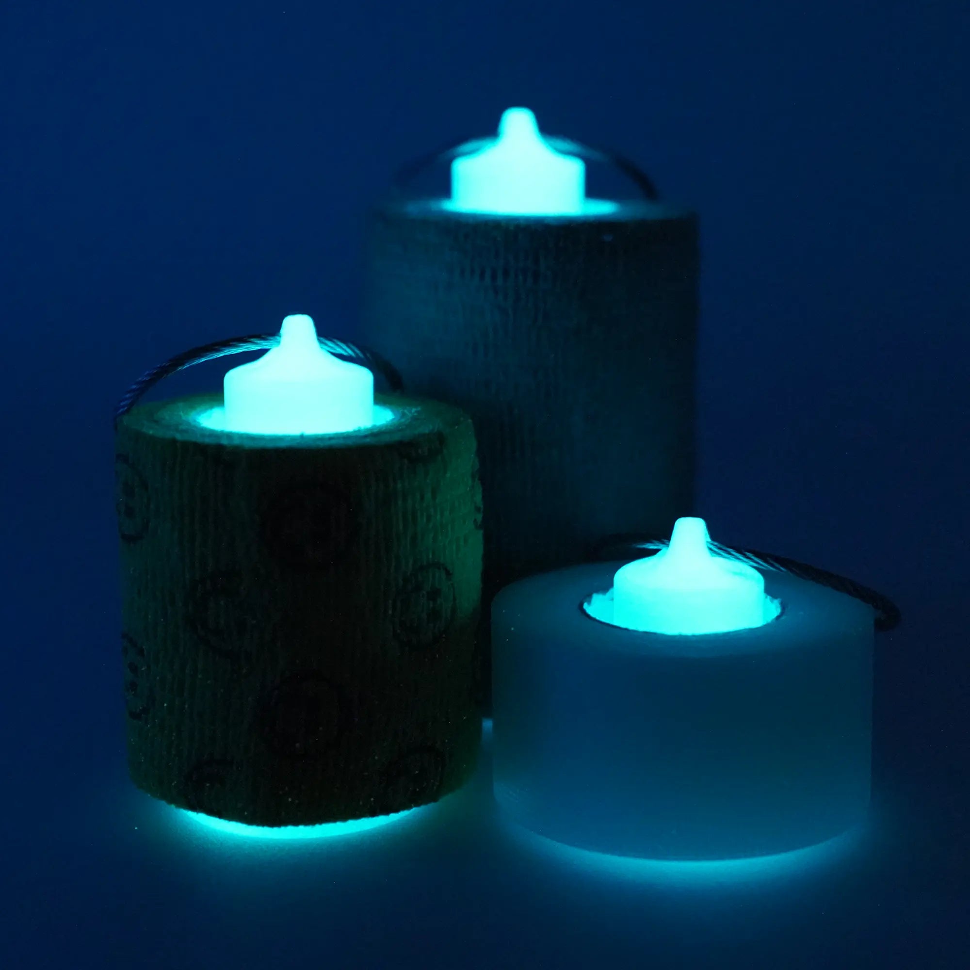 Blue Glow Teal Roll Holder 1-pack - Rescue Candy